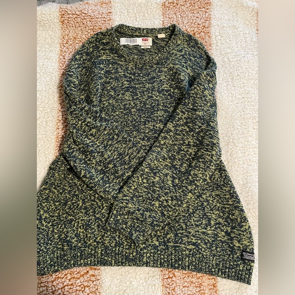 Women’s Levi’s green sweater size XXL - Picture 1 of 4